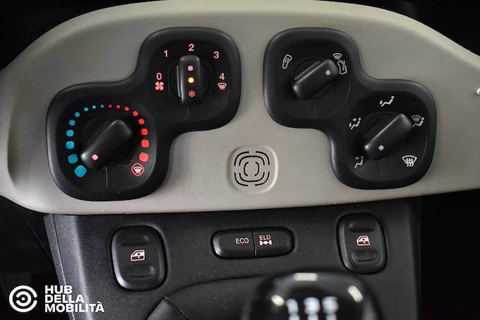 FIAT Panda 0.9 TwinAir Turbo S&S 4x4 4x40°